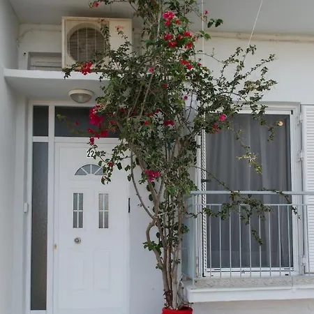 πιθοσ ενοικιαζομενη κατοικια *